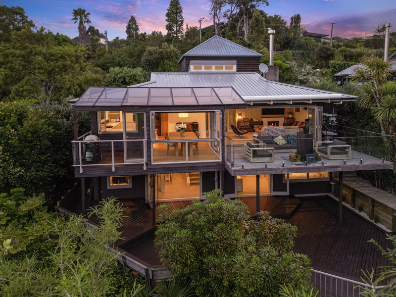 60 Braemar Road, Castor Bay, Auckland - Carousel 1