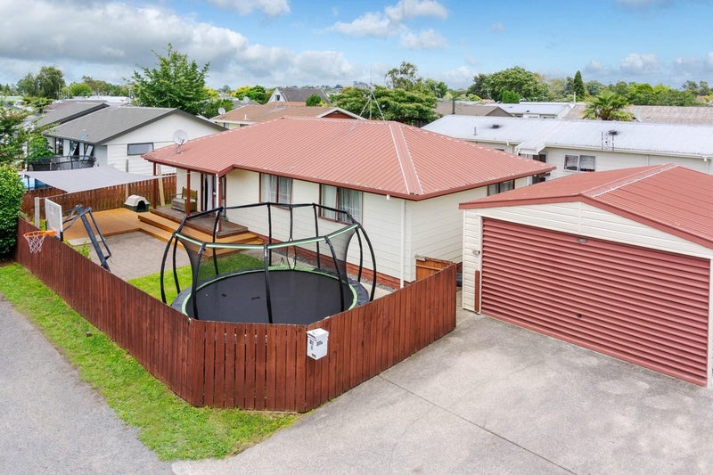 27H Breckons Avenue, Nawton, Hamilton - Carousel 1