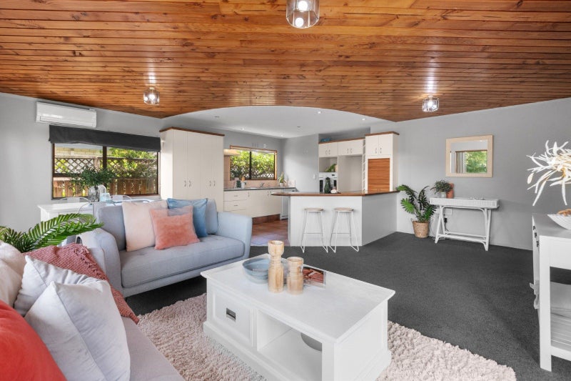 2B Hunter Way, Otumoetai, Tauranga - Carousel 2