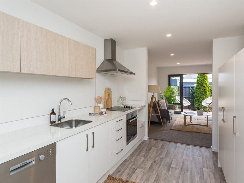 3/129 Aikmans Road, Merivale, Christchurch - Carousel 2