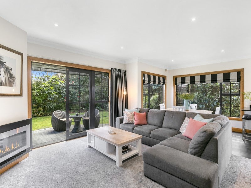 5A Kauri Street, Woburn, Lower Hutt - Carousel 2