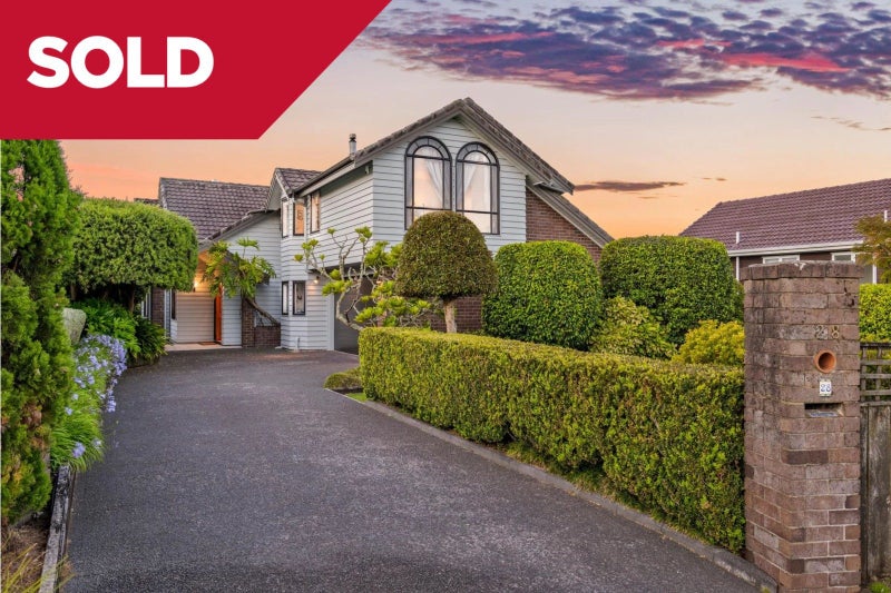 28 Bellbird Rise, Murrays Bay, Auckland - Carousel 1