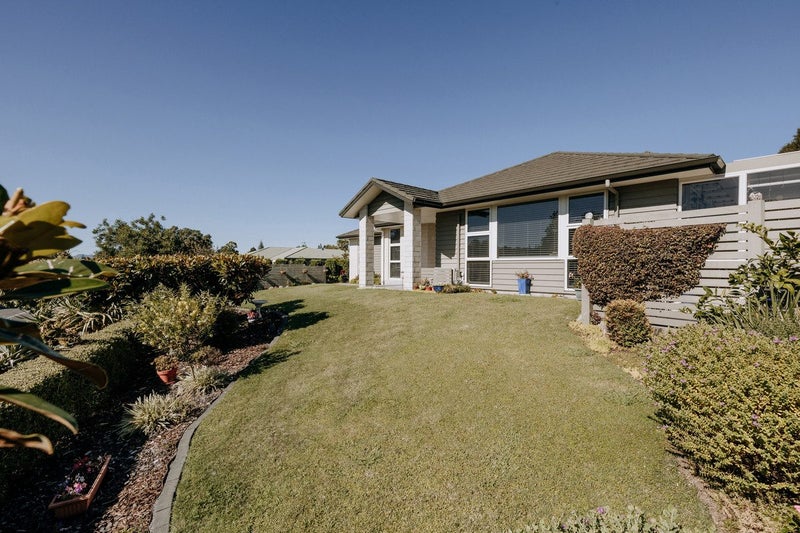 150 St Andrews Drive, Bethlehem, Tauranga - Carousel 2