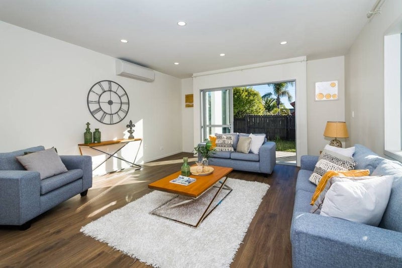 17 Tihema Lane, Westgate, Auckland - Carousel 2