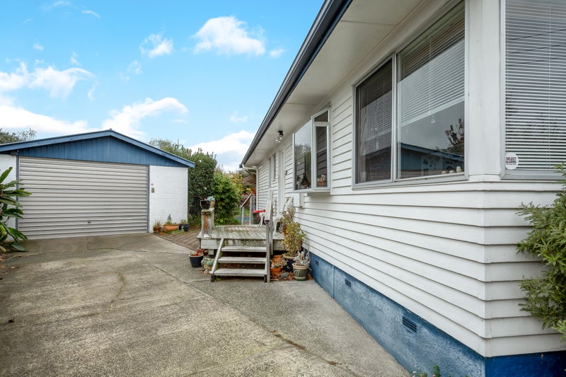 32 Raymond Street, Fairview Downs, Hamilton - Carousel 1