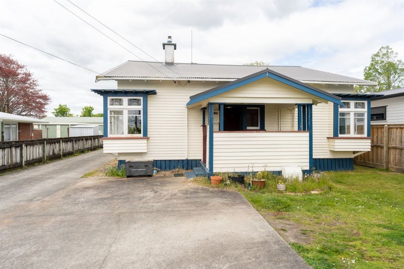 4 Frances Street, Hamilton East, Hamilton - Carousel 1