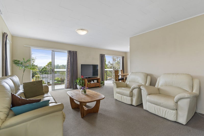 3 Bonito Place, Bayview, Auckland - Carousel 2