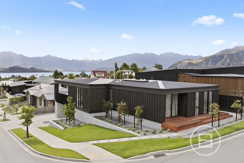 98 Mills Road, Wānaka - Carousel 2