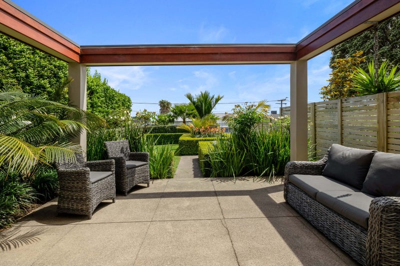 250A Courtenay Street, Strandon, New Plymouth - Carousel 1