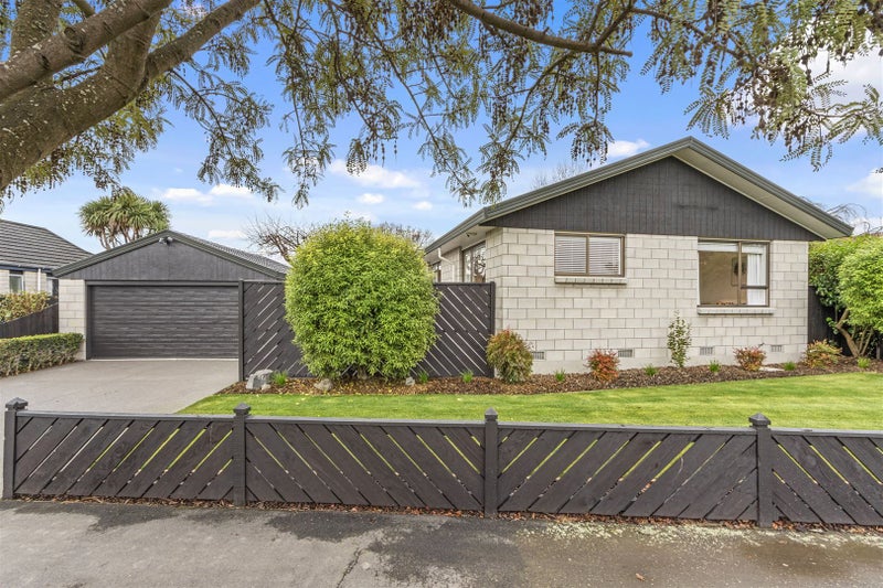 46 Chipping Lane, Redwood, Christchurch - Carousel 1