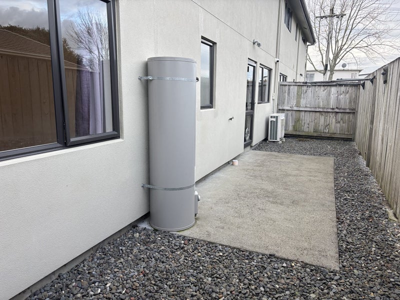 66B Wellington Street, Hamilton East, Hamilton - Carousel 22