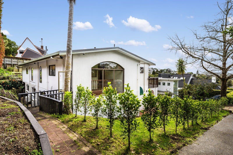 18A Eastbourne Road, Remuera, Auckland - Carousel 2