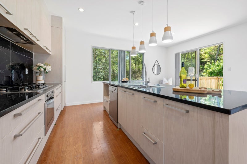 102 Tiriwa Drive, Massey, Auckland - Carousel 2