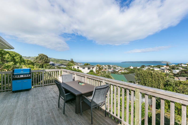 47 Herewini Street, Titahi Bay, Porirua - Carousel 2