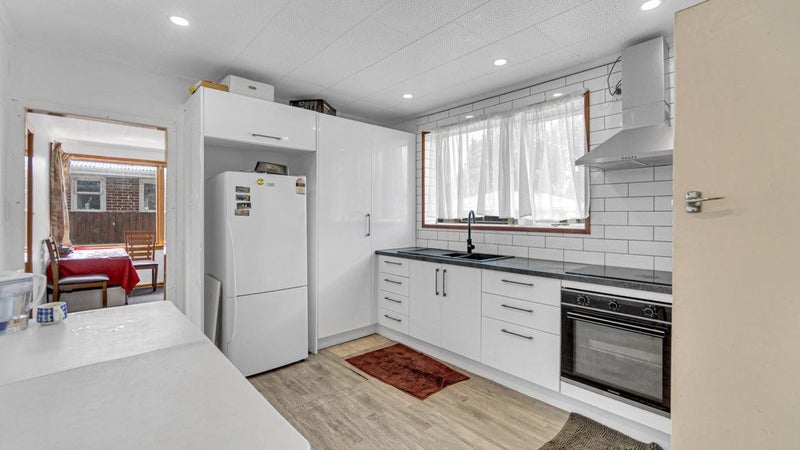 4 Oakdale Street, Avonhead, Christchurch - Carousel 2