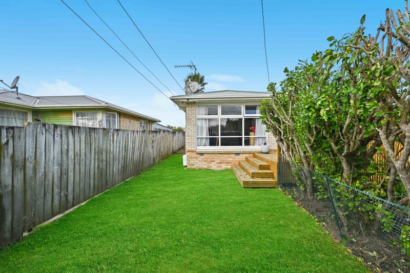 14 Greta Street, Glenview, Hamilton - Carousel 16