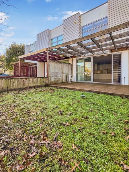 15 Kauri Drive, Takanini, Auckland - Carousel 10