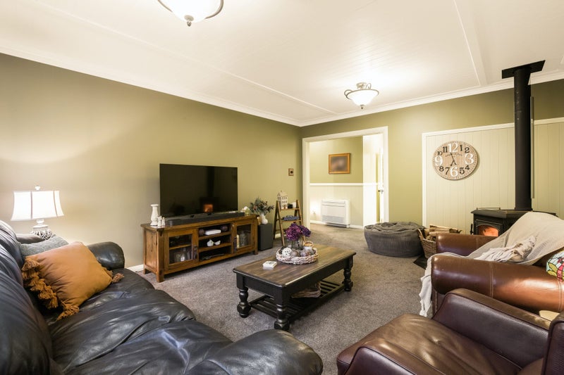 41 Stanley Street, Wainuiomata, Lower Hutt - Carousel 2