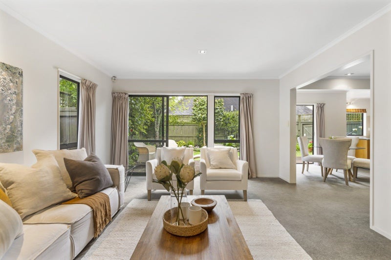 2/8 Taranaki Road, Kohimarama, Auckland - Carousel 1