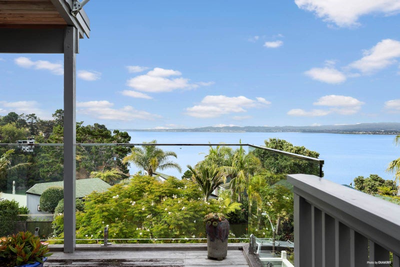79 Rosecamp Road, Beach Haven, Auckland - Carousel 2