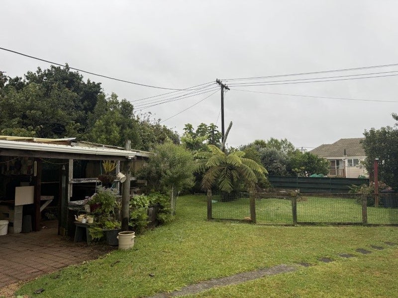 5 Hawkins Street, Vogeltown, New Plymouth - Carousel 7