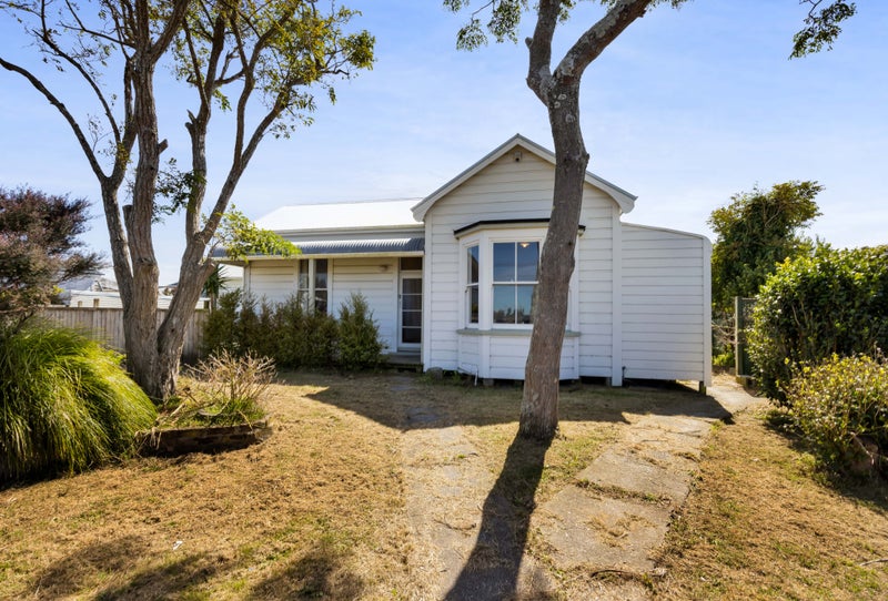 5 Tawhiti Road, Hawera - Carousel 1