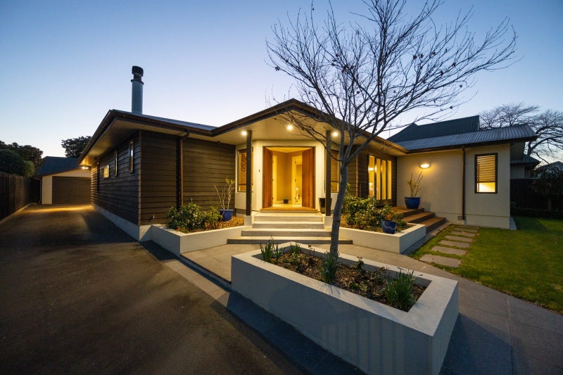 42 Lincoln Terrace, Hokowhitu, Palmerston North - Carousel 2