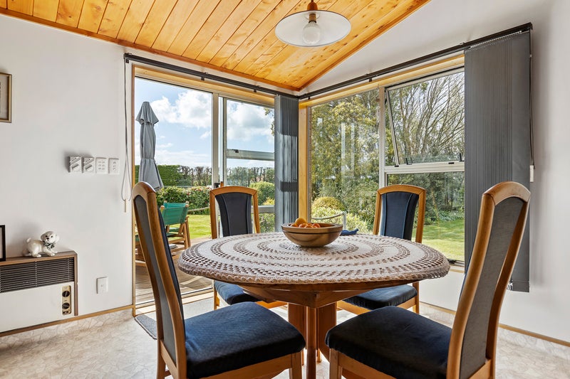 48 Loop Line, Masterton - Carousel 2