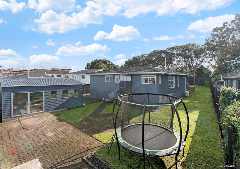 199 Gills Road, Half Moon Bay, Auckland - Carousel 2