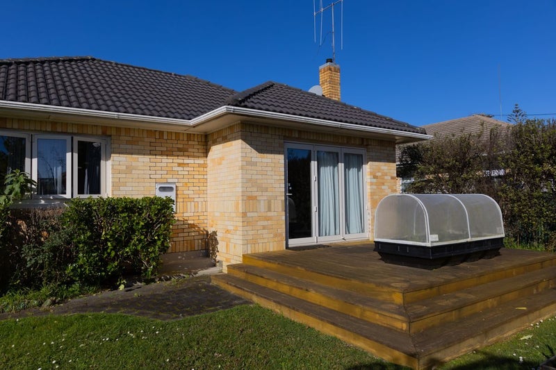 176 Nixon Street, Hamilton East, Hamilton - Carousel 2