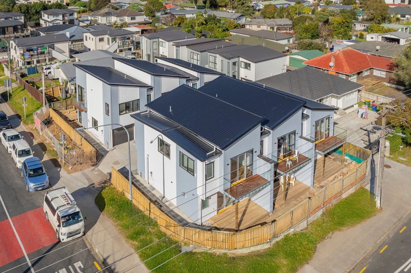 57 Rathgar Road, Henderson, Auckland - Carousel 27