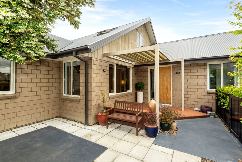 16 Holiday Drive, Mairehau, Christchurch - Carousel 20