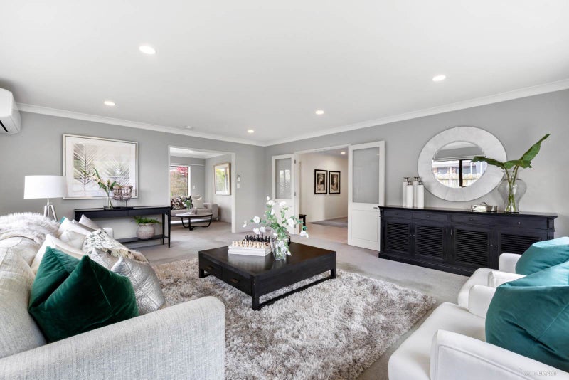 20 Bob Charles Drive, Golflands, Auckland - Carousel 1