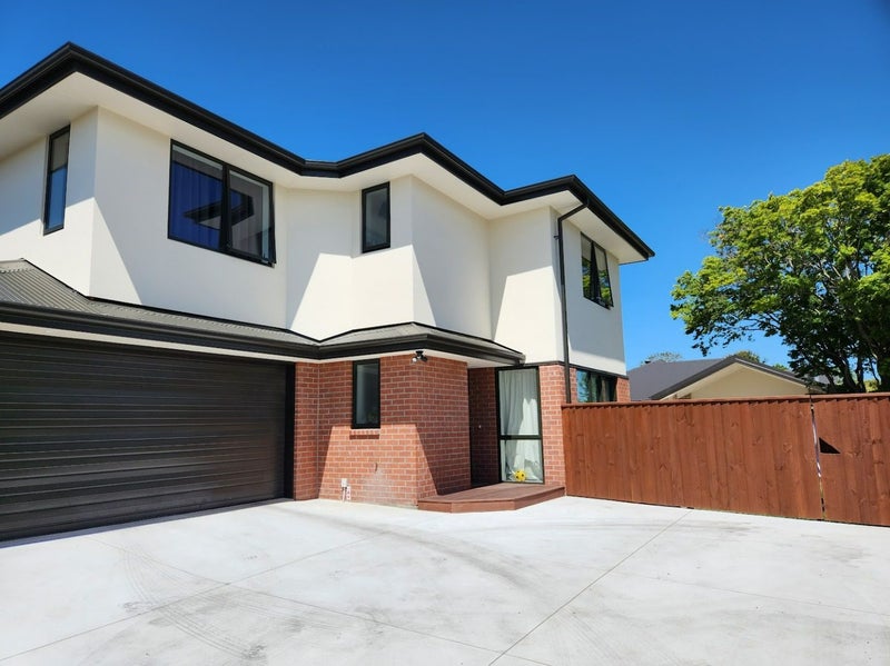 3/12 Lees Road, Strowan, Christchurch - Carousel 1