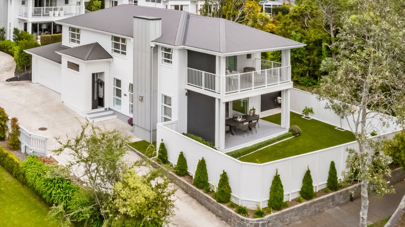 39A Rutherford Terrace, Meadowbank, Auckland  - Carousel 1