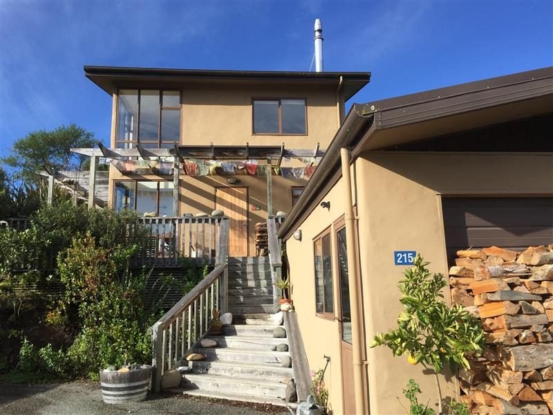 215 Westdale Road, Redwood Valley - Carousel 1