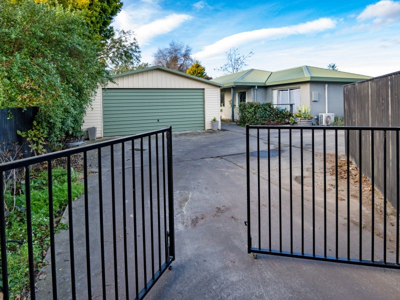 210B Pattison Road, Akina, Hastings - Carousel 1