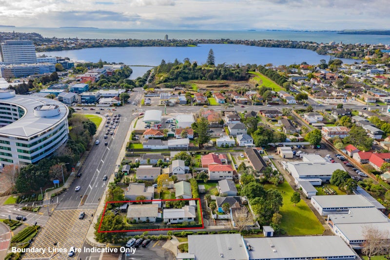 2/20 Northcote Road, Takapuna, Auckland - Carousel 2