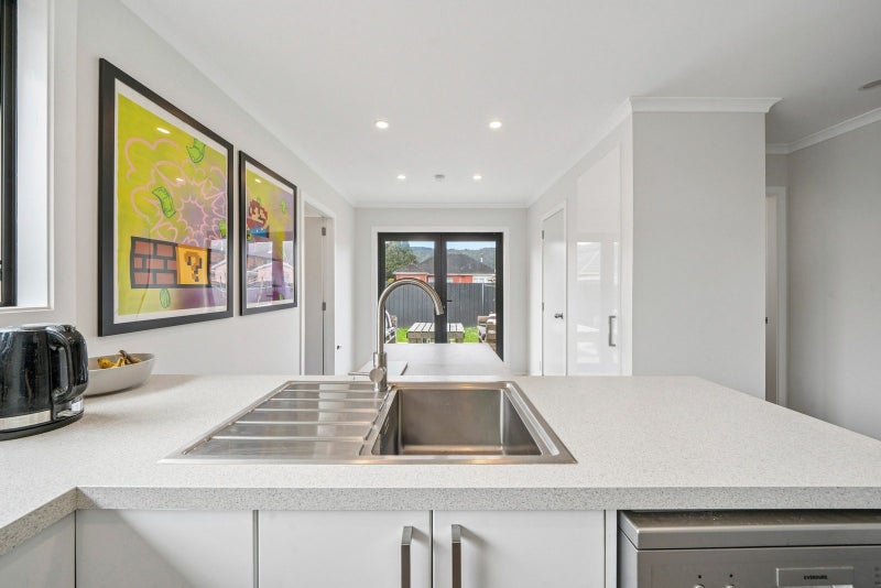 1/367 Cambridge Terrace, Naenae, Lower Hutt - Carousel 2