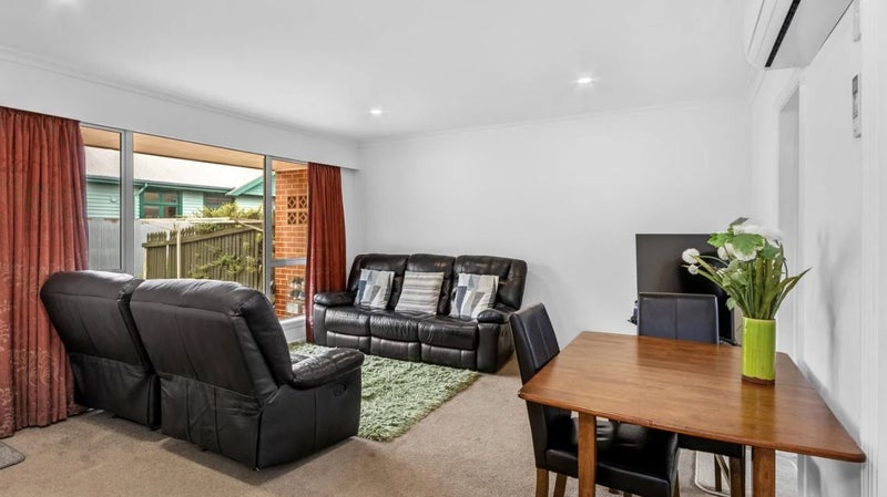 2/5 Clyde Road, Upper Riccarton, Christchurch - Carousel 2