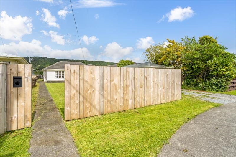 11 Moohan Street, Wainuiomata, Lower Hutt - Carousel 2