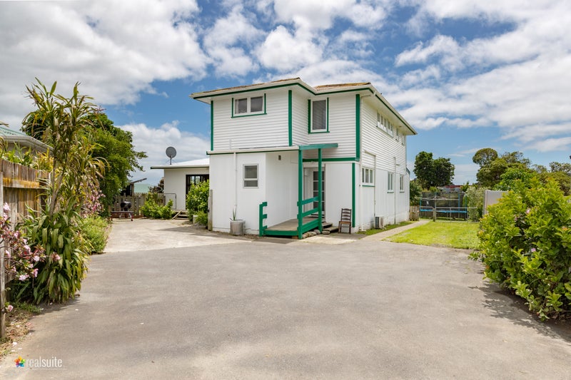 161 Warspite Avenue, Waitangirua, Porirua - Carousel 1