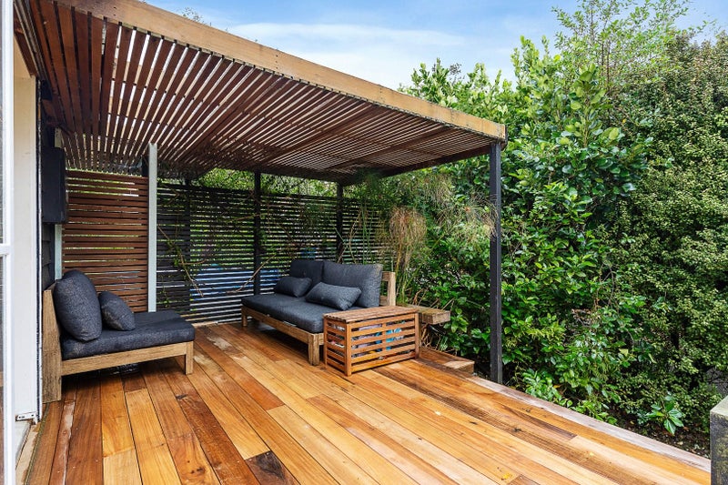 1/20 Harrybrook Road, Green Bay, Auckland - Carousel 2