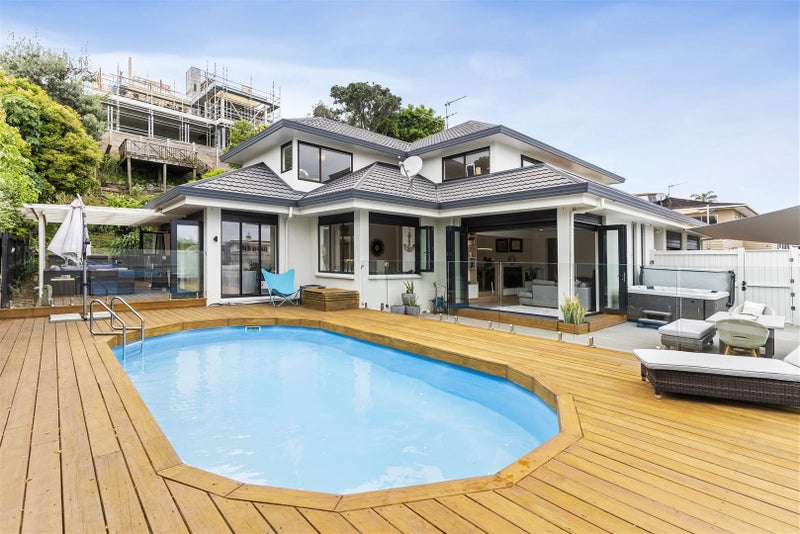 74 Hattaway Avenue, Bucklands Beach, Auckland - Carousel 1