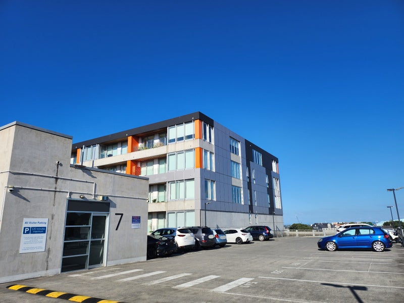 402/6A Nugent Street, Grafton, Auckland - Carousel 24