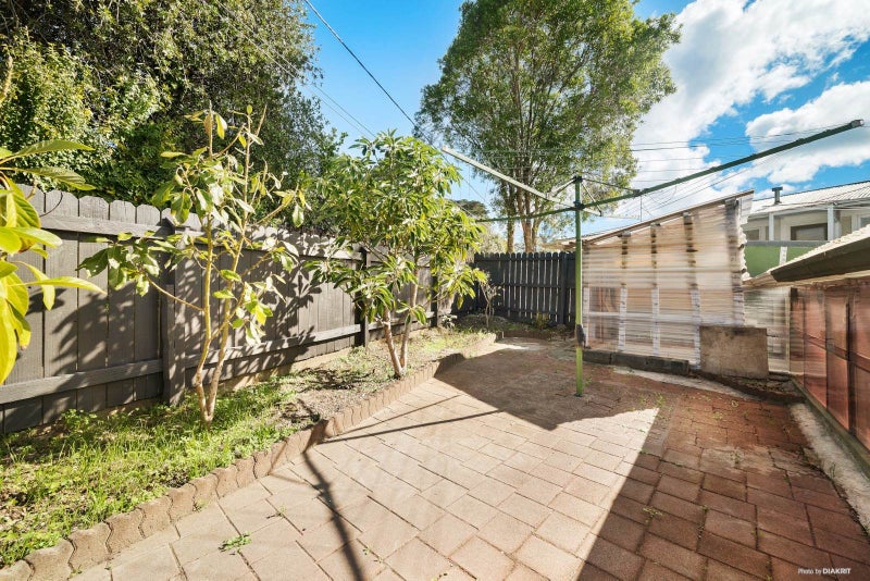 3/9 College Road, Northcote, Auckland - Carousel 2