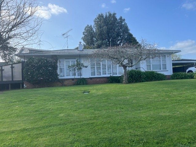96 Moore Street, Howick, Auckland - Carousel 1