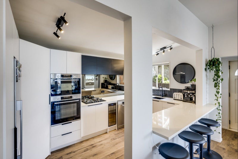 30 Hospital Terrace, Hospital Hill, Napier - Carousel 2