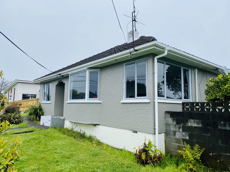 110 Brooklands Road, Brooklands, New Plymouth - Carousel 13