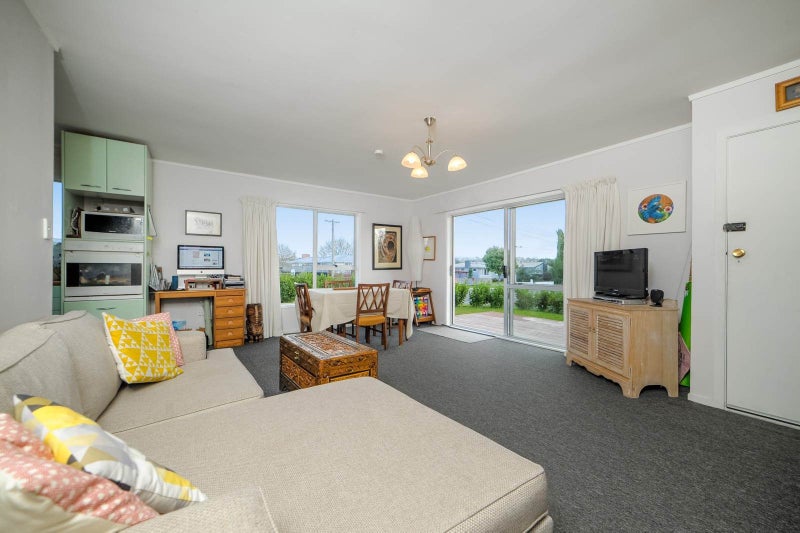 3/27 Brains Road, Kelston, Auckland - Carousel 2